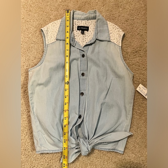 NWT LA Hearts blue sleeveless blouse size XS - Picture 7 of 10